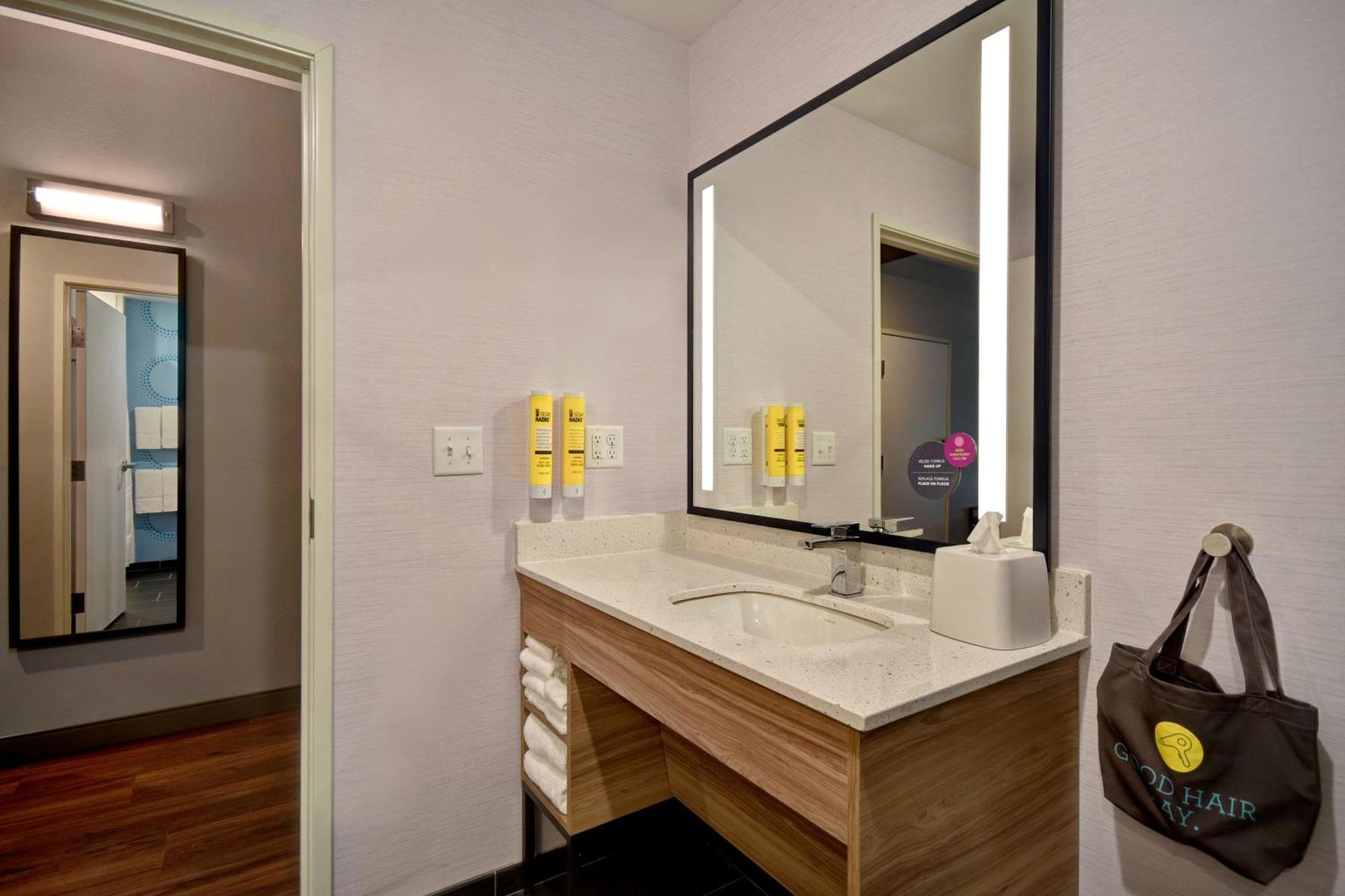 Hotel Tru By Hilton Auburn, In Zewnętrze zdjęcie